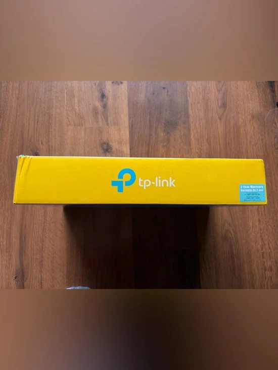 TP-Link AC750 Wireless Router Dual Band - Teal Box with Blue Router - Picture 2 of 8